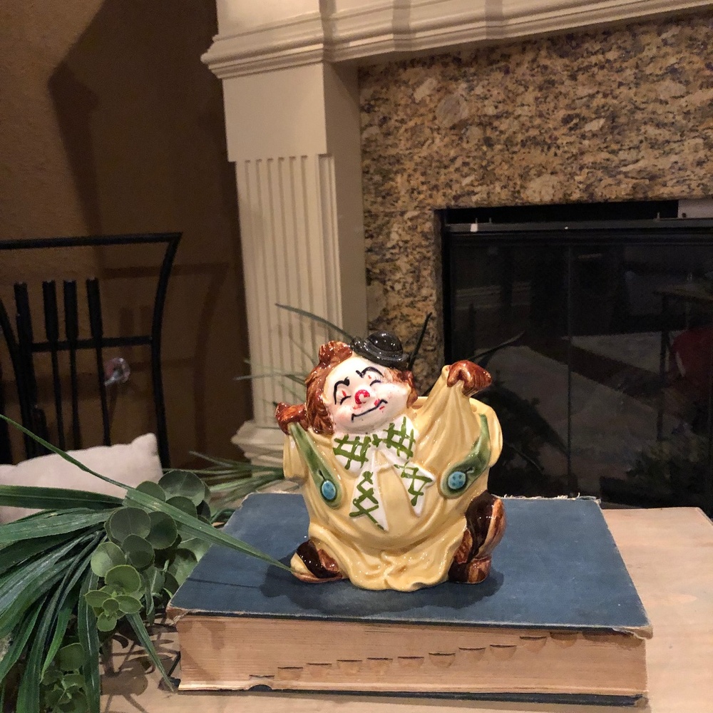 ADORABLE Relpo Hobo Clown Planter #6045 Japan MCM Mid Century Modern Perfection